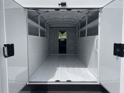 2025 Ford Transit Chassis - Photo 10