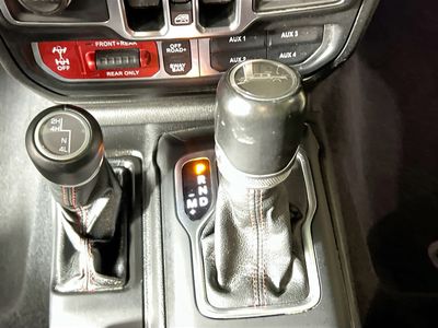 2021 Jeep Gladiator - Photo 20