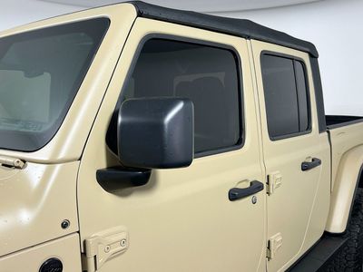 2021 Jeep Gladiator - Photo 10