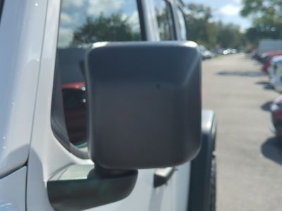 2025 Jeep Wrangler - Photo 12