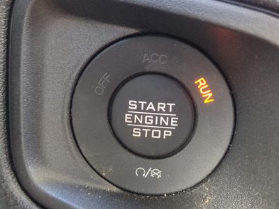 2025 Jeep Wrangler - Photo 30