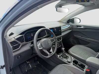 2026 Volkswagen Taos - Photo 9