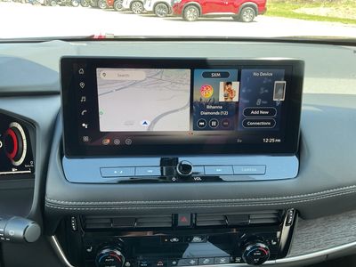 2026 Nissan Rogue — photo 11 view