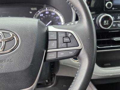 2022 Toyota Highlander - Photo 25