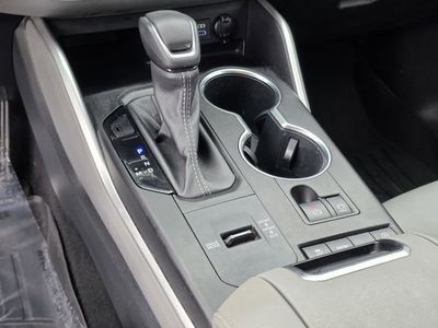 2022 Toyota Highlander - Photo 22