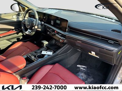 2026 Kia K5 - Photo 6