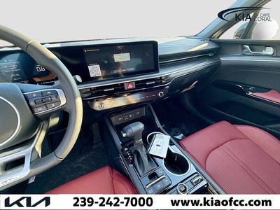 2026 Kia K5 - Photo 18