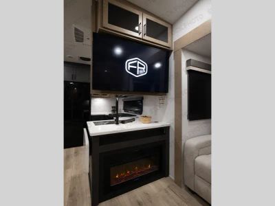 2026 Forest River RV Rockwood Signature - Photo 5