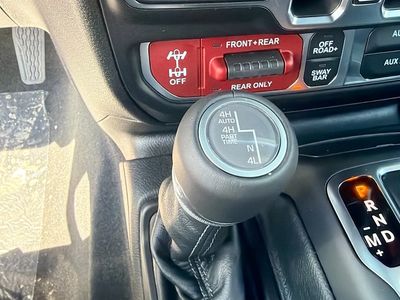 2026 Jeep Wrangler - Photo 29