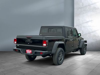 2026 Jeep Gladiator - Photo 6