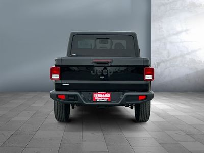 2026 Jeep Gladiator - Photo 5