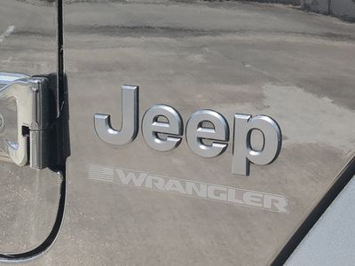2026 Jeep Wrangler — photo 13 view