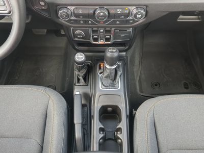 2026 Jeep Wrangler — photo 20 view