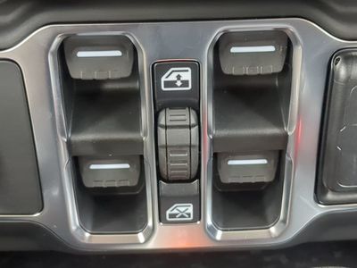 2026 Jeep Wrangler — photo 24 view