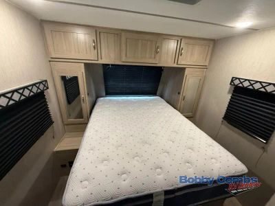2021 Coachmen RV Freedom Express Ultra Lite - Photo 10