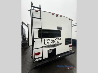 2021 Coachmen RV Freedom Express Ultra Lite - Photo 6