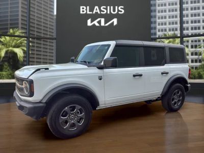 2025 Ford Bronco Big Bend in Oxford White — front three-quarter view
