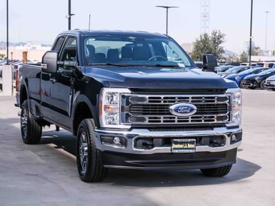 2025 Ford Super Duty F-250 SRW - Photo 2