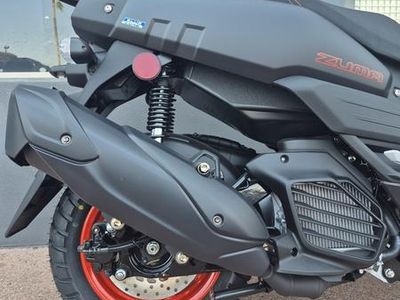 2025 Yamaha Zuma 125 - Photo 15