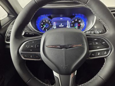 2026 Chrysler Pacifica — photo 15 view