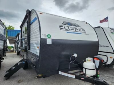 2024 Coachmen Clipper - Photo 3