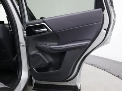 2024 Mitsubishi Outlander — photo 35 view
