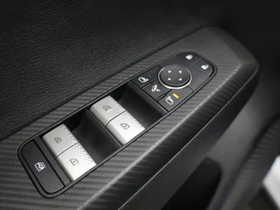 2024 Mitsubishi Outlander — photo 14 view