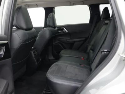 2024 Mitsubishi Outlander — photo 26 view
