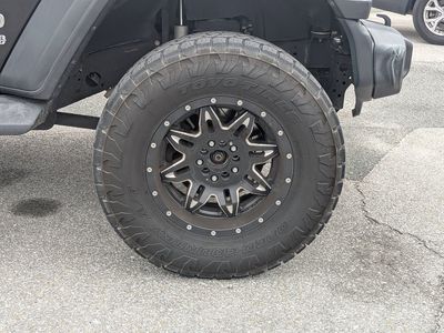2020 Jeep Wrangler - Photo 11