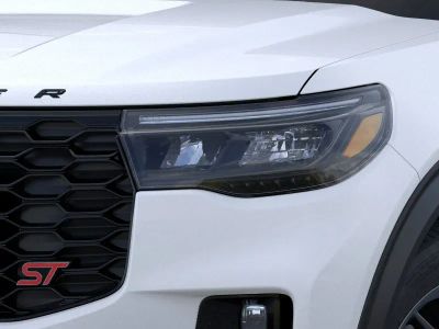 2026 Ford Explorer — photo 18 view