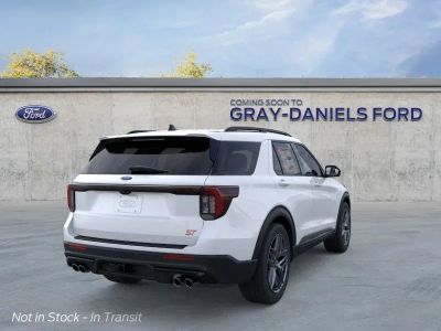 2026 Ford Explorer — photo 8 view