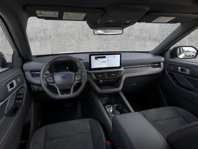 2026 Ford Explorer — photo 9 view