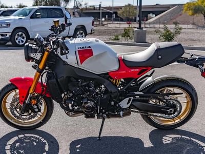 2026 Yamaha XSR900 - Photo 6