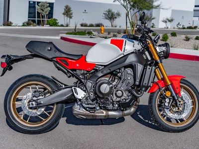 2026 Yamaha XSR900 - Photo 3