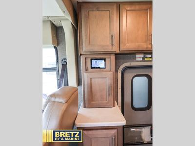 2022 Thor Motor Coach Palazzo - Photo 13