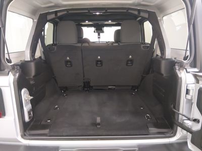 2024 Jeep Wrangler — photo 11 view