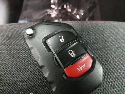 2024 Jeep Wrangler — photo 15 view