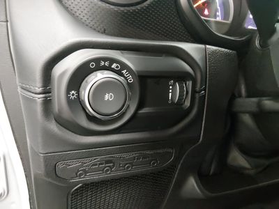 2024 Jeep Wrangler — photo 13 view