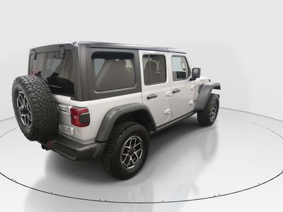 2024 Jeep Wrangler — photo 7 view
