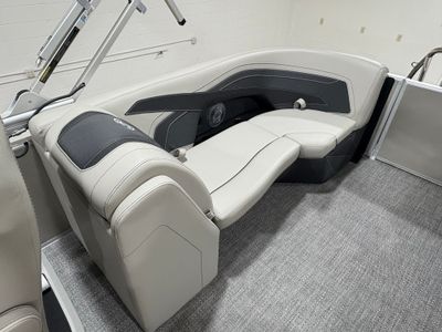 2026 Barletta Cabrio C22QC - Photo 31