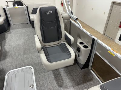 2026 Barletta Cabrio C22QC - Photo 18