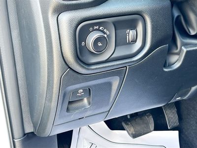 2026 Ram 1500 — photo 10 view