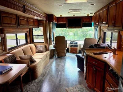 2008 Monaco RV Cayman — detail view