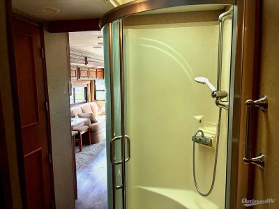 2008 Monaco RV Cayman — photo 18 view
