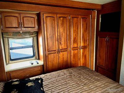 2008 Monaco RV Cayman — photo 20 view