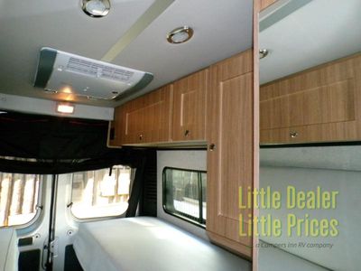 2024 Roadtrek Roadtrek — photo 25 view