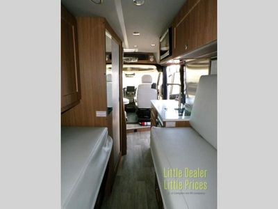 2024 Roadtrek Roadtrek — interior view