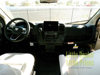 2024 Roadtrek Roadtrek — photo 8 view
