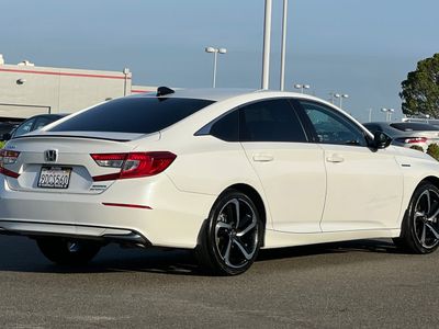 2022 Honda Accord Hybrid - Photo 2