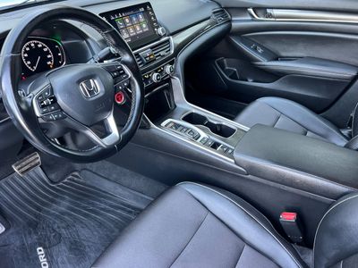 2022 Honda Accord Hybrid - Photo 11